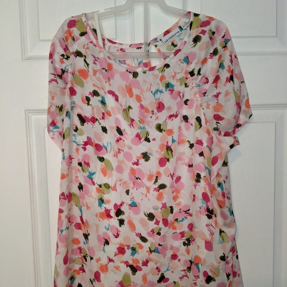 3/$25 Liz Claiborne Abstract Top NWT XL
